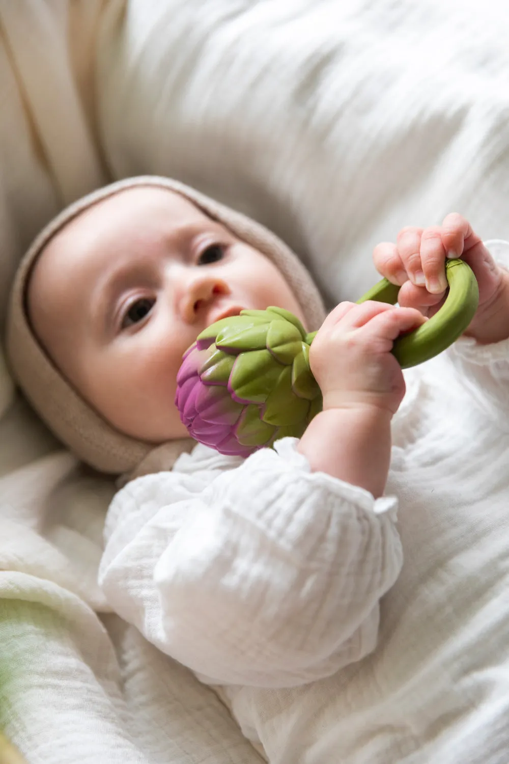 Oli & Carol Artichoke Rattle Teether